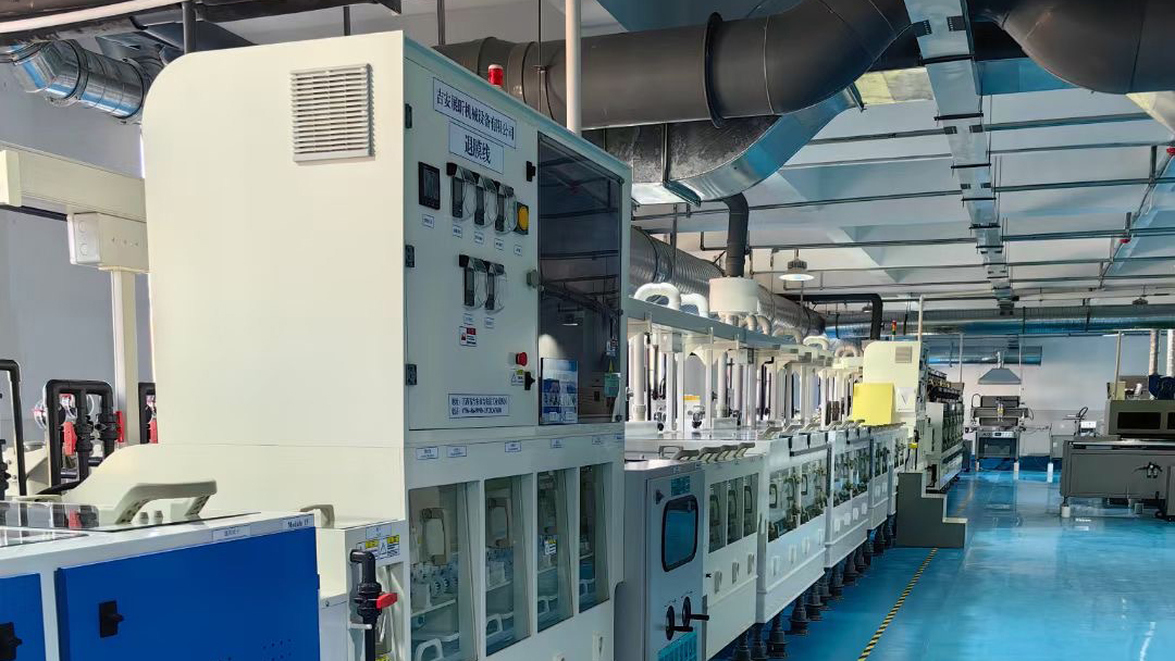 PCB etching is a common method of manufacturing printed circuit boards (PCBS)